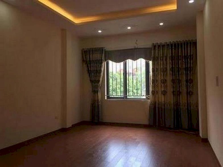 Bán nhà gần bến xe Yên Nghĩa- Hà Đông, 32m2*4Tầng mới, ngõ rộng Ôtô vào cách 15m.