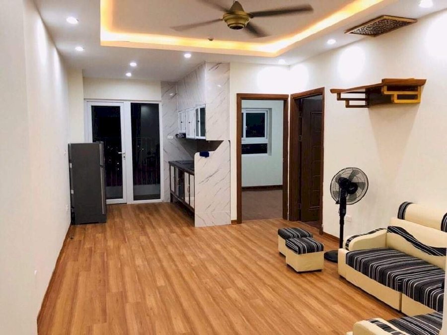 Chính chủ bán căn góc 2 phòng ngủ, 68m2 chung cư Gemek. Giá rẻ