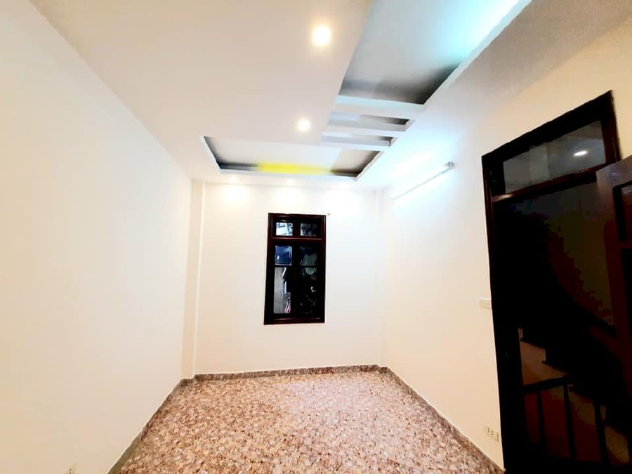 Tôi cần bán gấp nhà Nguyễn Trãi 50m2