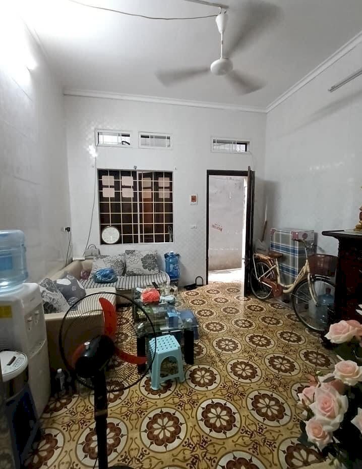 BÁN NHANH nhà Minh khai, Hai Bà Trưng 30m2,Mt4m, giá 2,15 tỷ