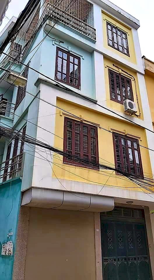 Bán nhà riêng tại Lâm Du, Bồ Đề, Long Biên. DT: 50m2, ô tô vào nhà