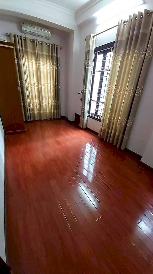 Bán nhà riêng tại Lâm Du, Bồ Đề, Long Biên. DT: 50m2, ô tô vào nhà