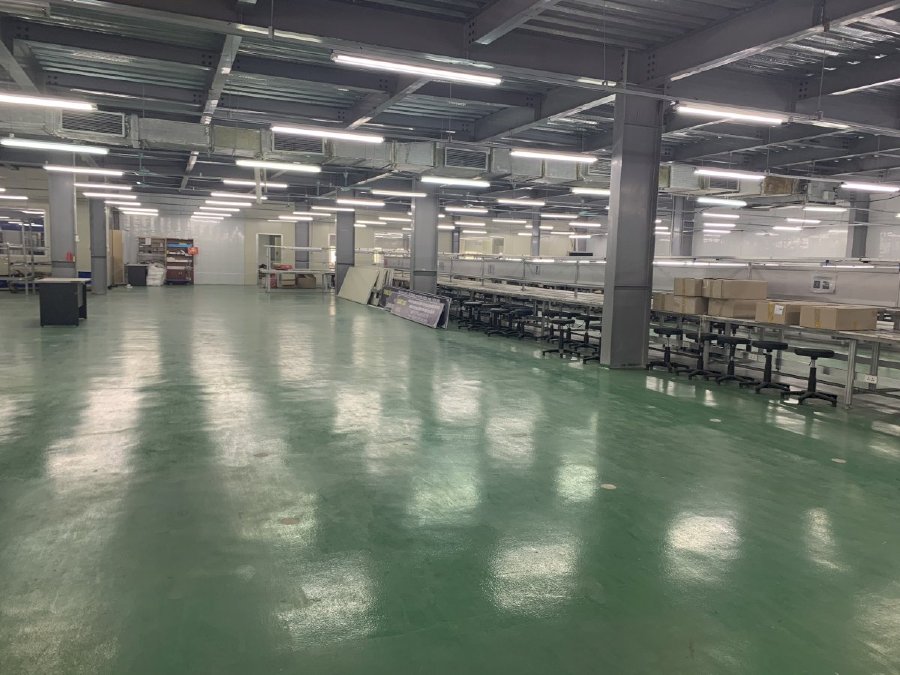 Cho thuê nhà xưởng đẹp, sàn epoxy, diện tích 2.850m2 KCN Đại Đồng – Tiên Sơn.