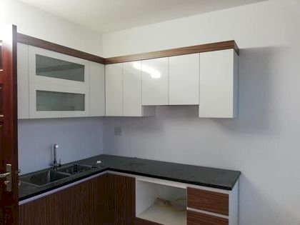 Bán nhà đẹp 30m2-5 tầng ngõ phố Hoàng Quốc Việt, ô tô tránh giá 3,2 tỷ.