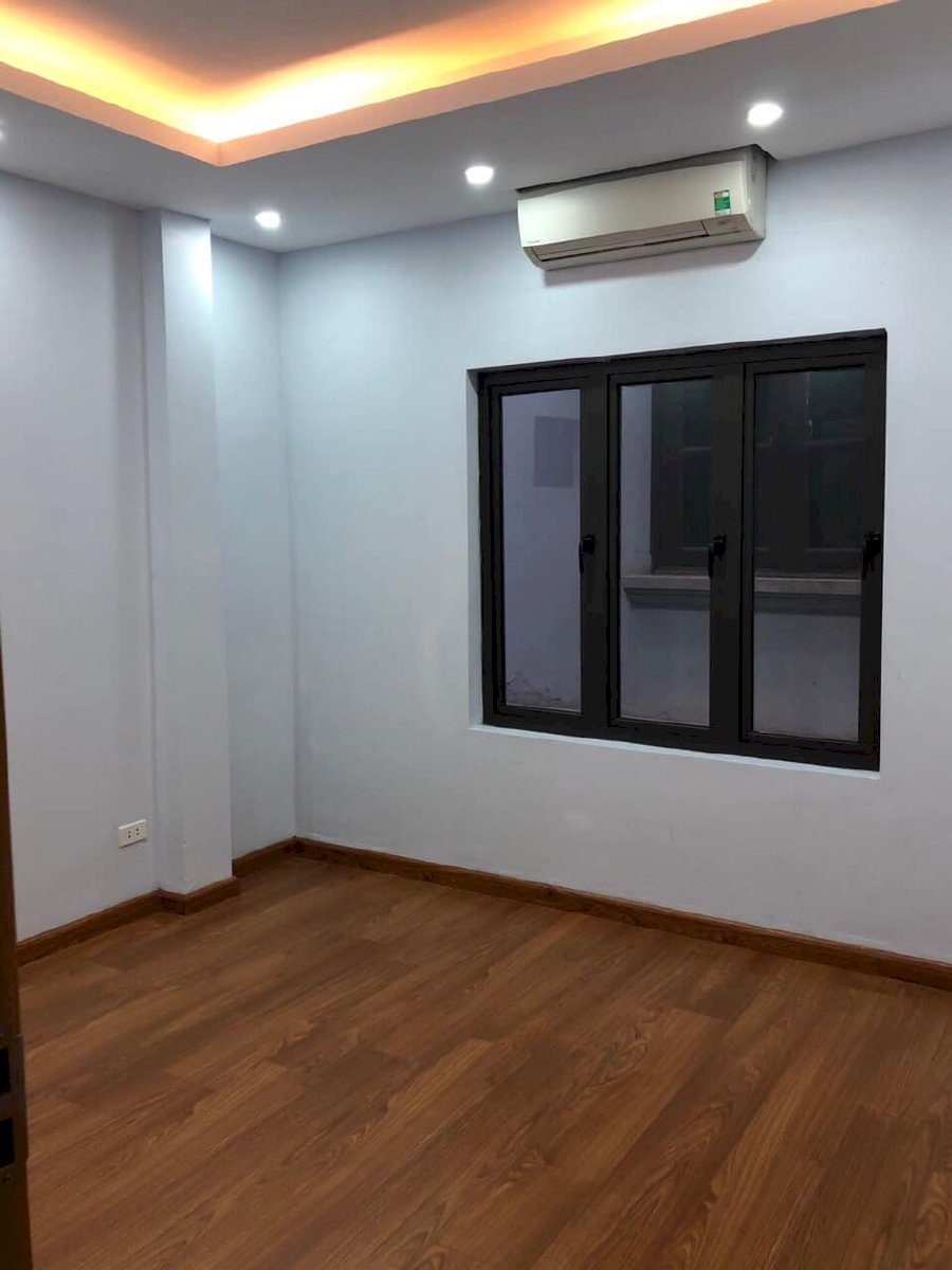 Bán gấp nhà khương đình cách ngã tư sở 600m 4 tầng *40m2 ngõ rộng rãi sổ đỏ chính chủ