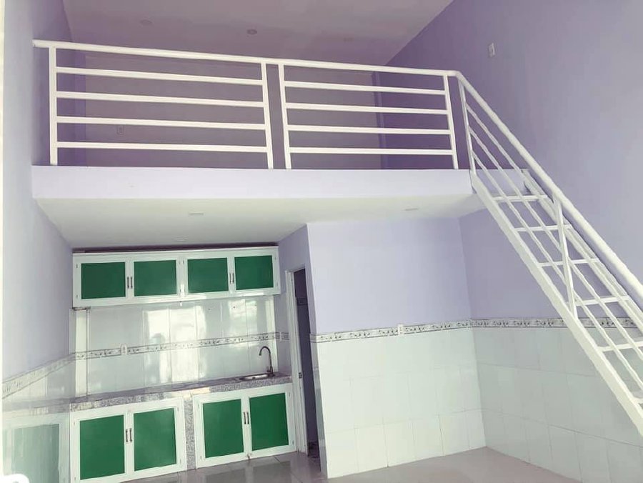 Bán nhà cấp 4 40m2 1 trệt 1 gác lửng Sổ Hồng cách chợ Bình Chánh 3km