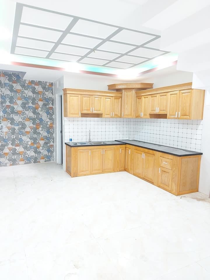 Nhà đẹp, nhà lớn, xe hơi vào nhà, 5 tầng , 280m2 sử dụng , tại Gò Vấp!