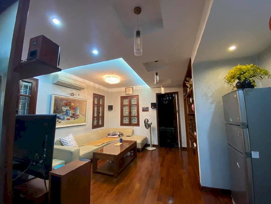 Bán gấp nhà 5 tầng Nguyễn Văn Cừ, 66m, MT 6.2m, lô góc, ô tô vào, 7.5 tỷ