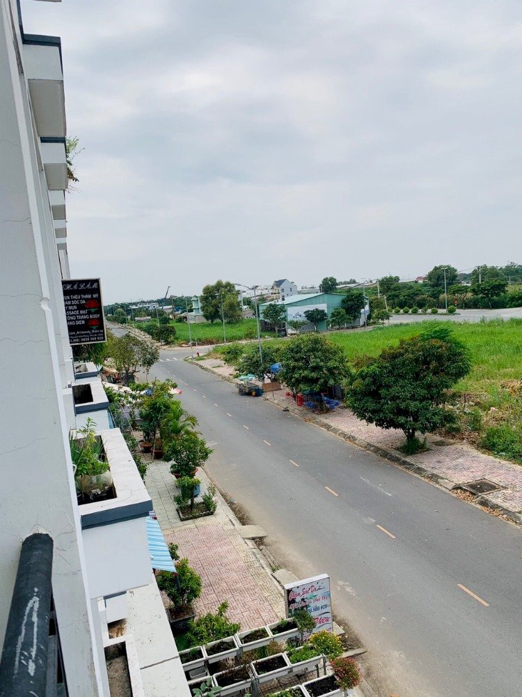 Cho thuê nhà đường D4 Phạm Hùng nối dài ấp 1 xã Phước Lộc
