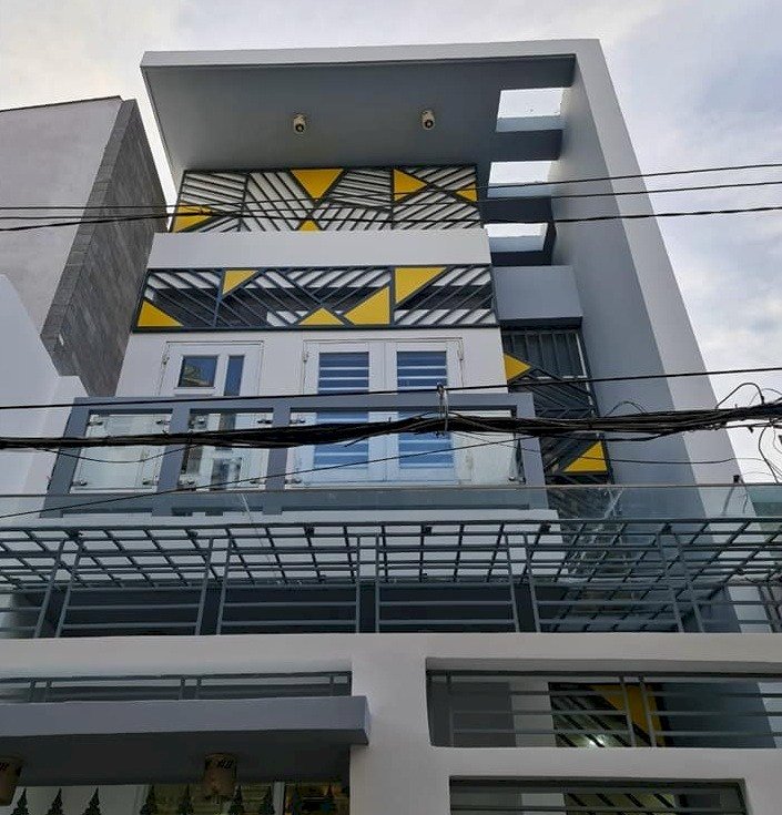 Bán nhà HXH Huỳnh Thiện Lộc, Tân Phú, 4x17m, 2 tầng, 3PN