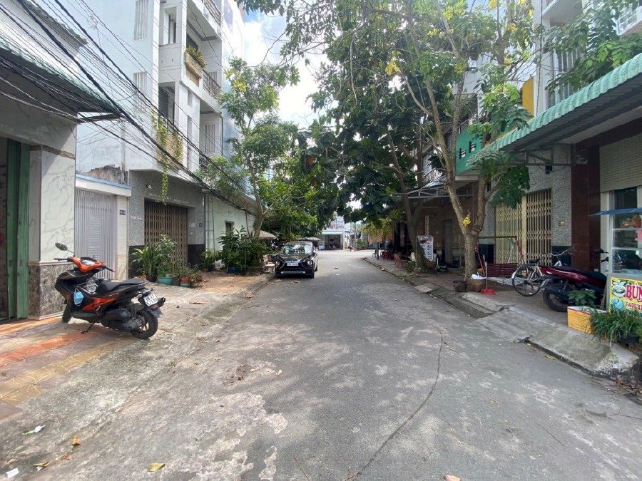 Nhà cách đường Trần Quang Khải 20m gần sân vận động Cần Thơ