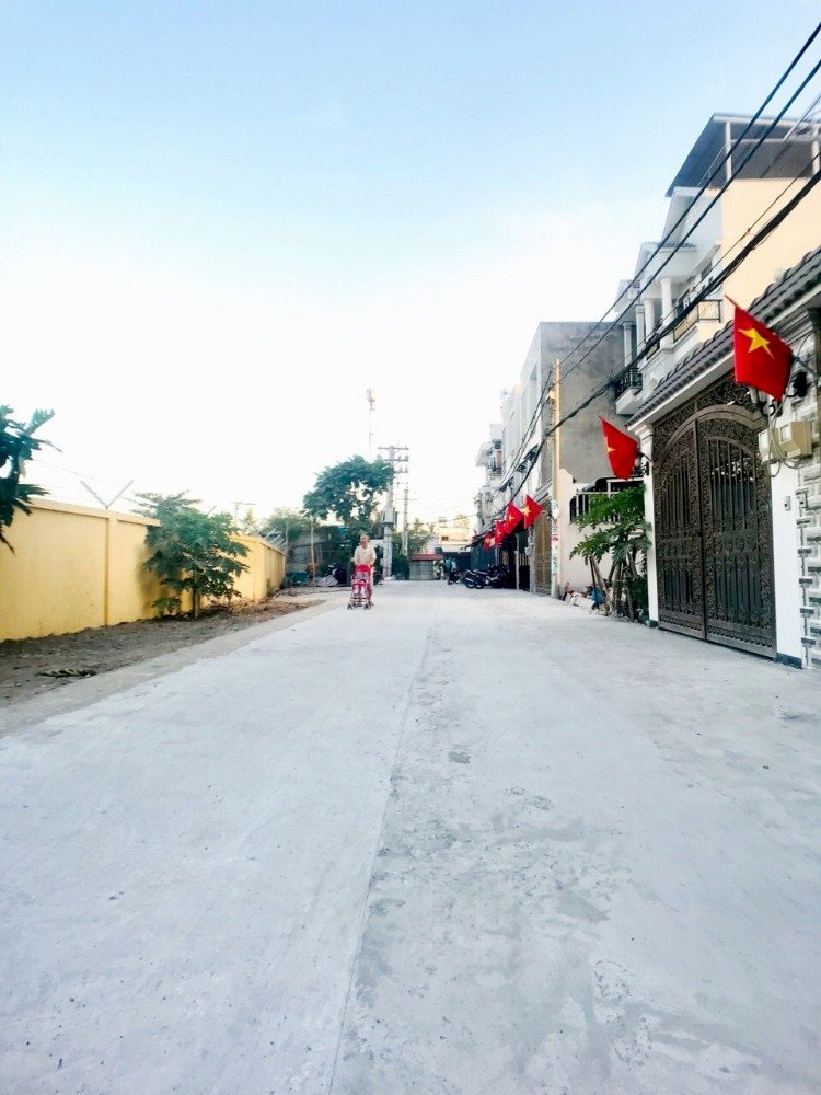 Bán nhà hẻm 2279 Huỳnh Tấn Phát khu phố 7 thị trấn Nhà Bè
