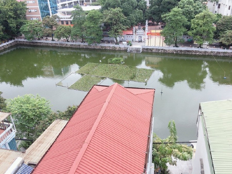 Bán căn hộ chung cư Tôn Thất tùng - view hồ - ô tô đỗ cửa.