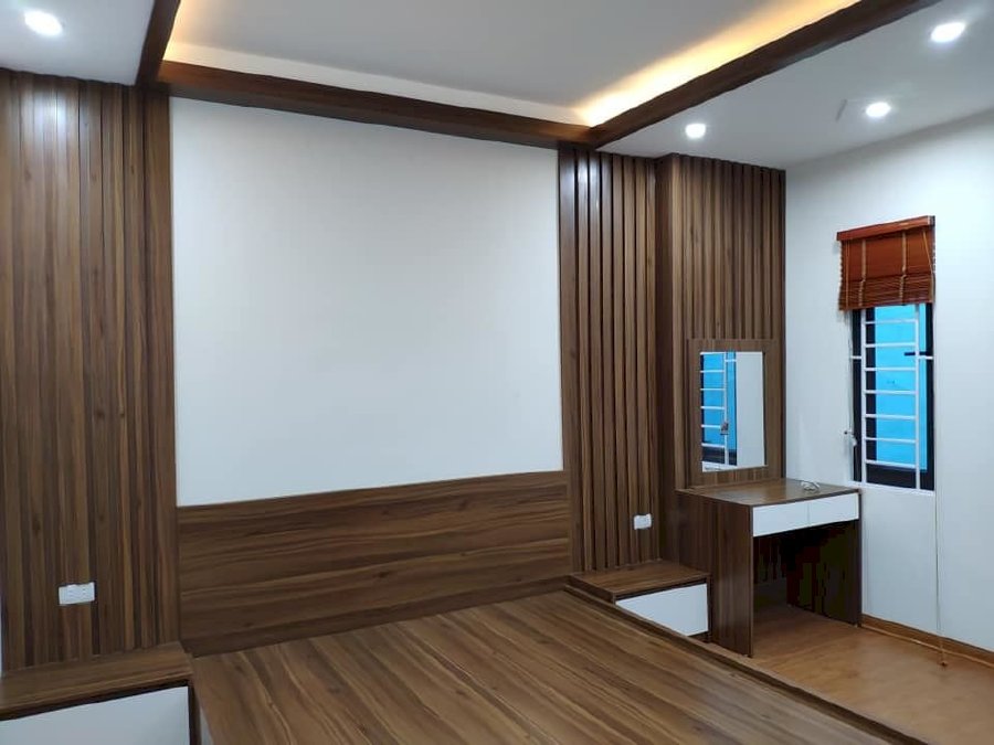 Nhà đẹp trung tâm Đống Đa, 35m2, nhỉnh 3 Tỷ