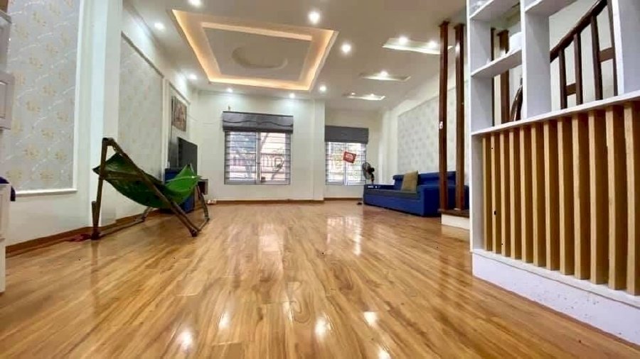 Phố Chùa Láng, Kd Cho Thuê, Mới Ở Ngay, 40m2 5t 6pn, 3.8 Tỷ