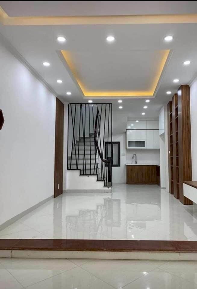 Nhà mới về ở Luôn Phô KIM HOA, 40M2, Nhỉnh 4 Tỷ.