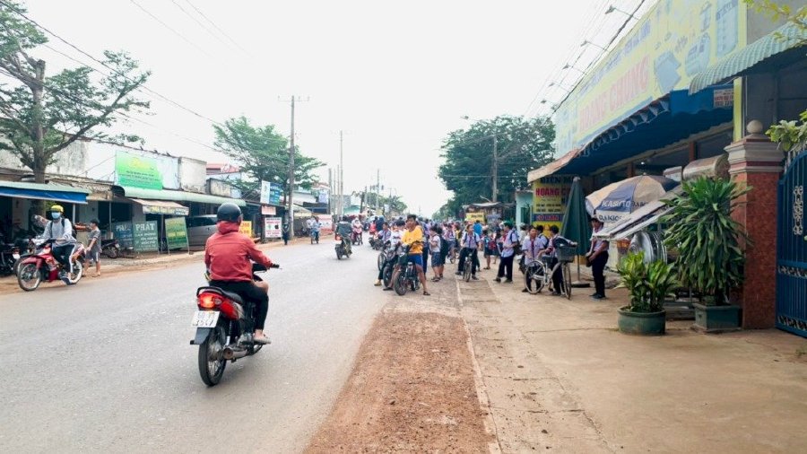 Trảng Bom - Đất ngay Chợ, Giá Siêu Rẻ, Sổ Sẵn Thổ Cư 100%