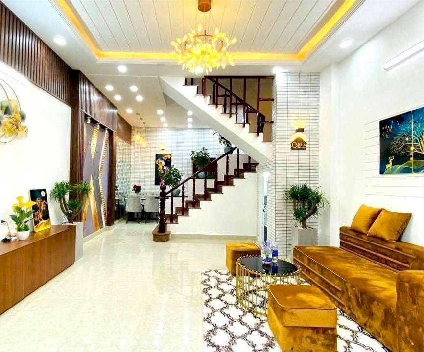 Bán nhà HXH đường Gò Dầu, 40m2; 4x10; 4 tầng; chỉ 3.8 tỷ