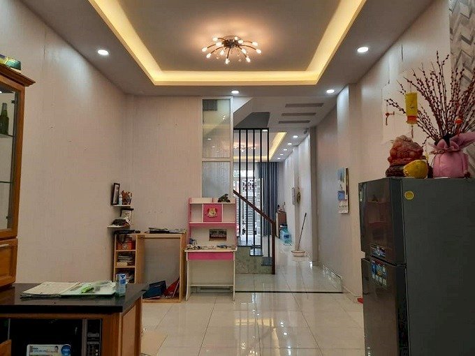 Nhà HXH Hòa Bình, Hòa Thạnh, Tân Phú, 100m2, 3 tầng, 7,6 tỷ.