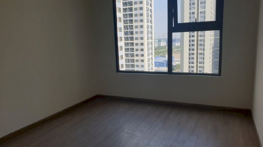 Không nhu cầu ở chính chủ cần bán nhanh căn 59m2 , 2pn1wc, view hồ bơi , giá 2ty05 , Vinhomes quận 9