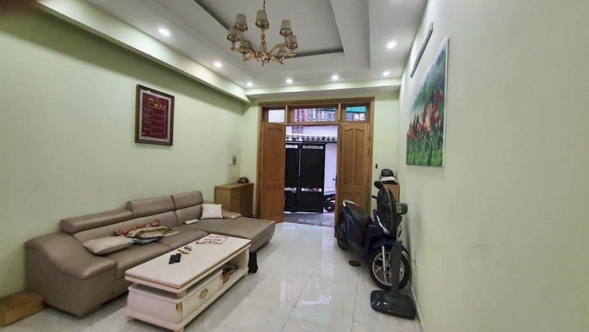 Nhà HXH ngủ trong nhà Yên Thế, P2, Tân Bình, 60m2, 4 tầng.