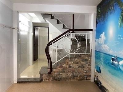 Nhà bán đường cách mạng q tân phú ngang 5m chỉ 3,95 tỷ/60m2