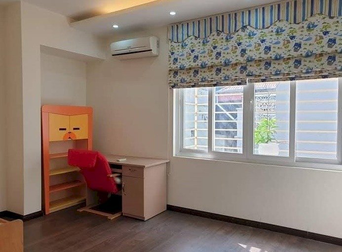 Chưa Đến 2 Tỷ 30m2 Lấy Đâu Ra Trung Tâm Cầu Giấy - Nhà 2 Tầng Về Ở Luôn - Nở Hậu - Đầu Tư Hay Ở Cực Hợp Lý