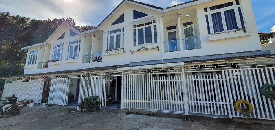 140m2 nhà mới lengkeng dọn vào ở ngay, có sân để xe hơi giá chỉ 3,8 tỷ