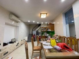 Chính chủ bán gấp nhà Phố Tây Sơn, 39m2, nhỉnh 3 tỷ.