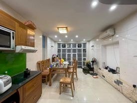 Chính chủ bán gấp nhà Phố Tây Sơn, 39m2, nhỉnh 3 tỷ.