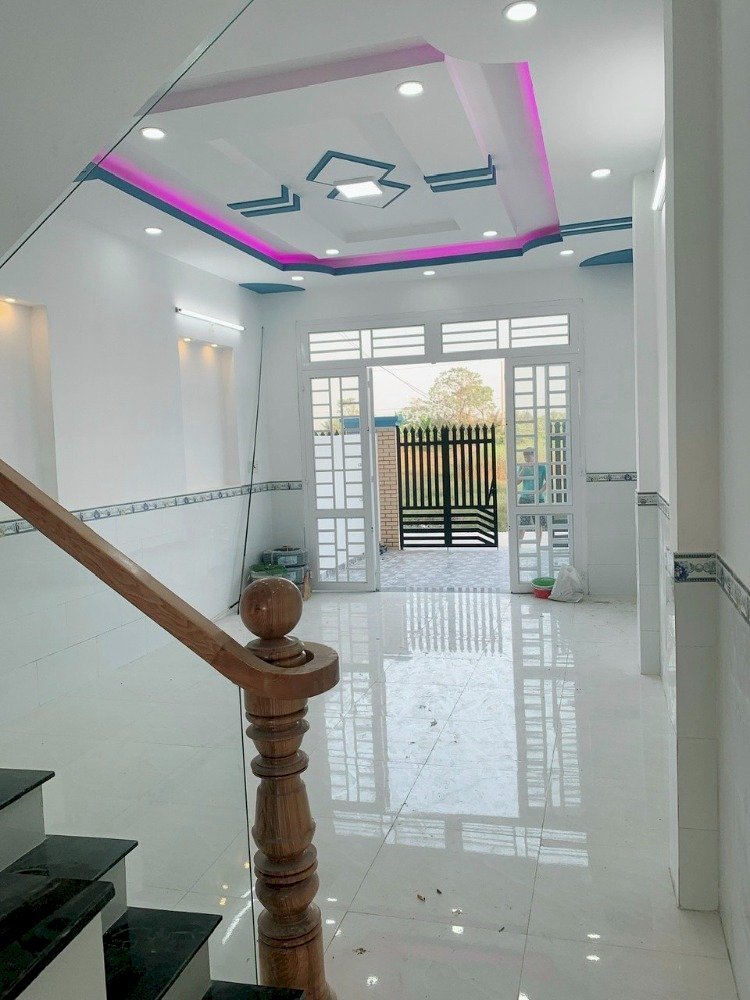 Sở Hữu Ngay Nhà Phố Hai Tấm Cách Chợ Bình Chánh 500m