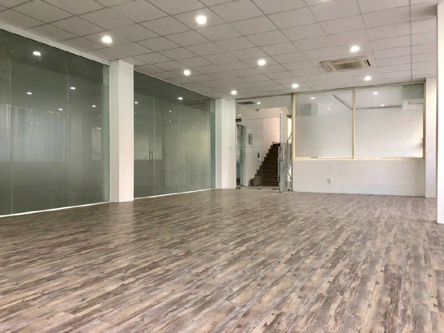 Văn phòng cho thuê diện tích 160m2