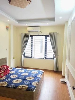 Bán đất biếu nhà Phố Cát Linh, 45m2, nhỉnh 4 Tỷ.