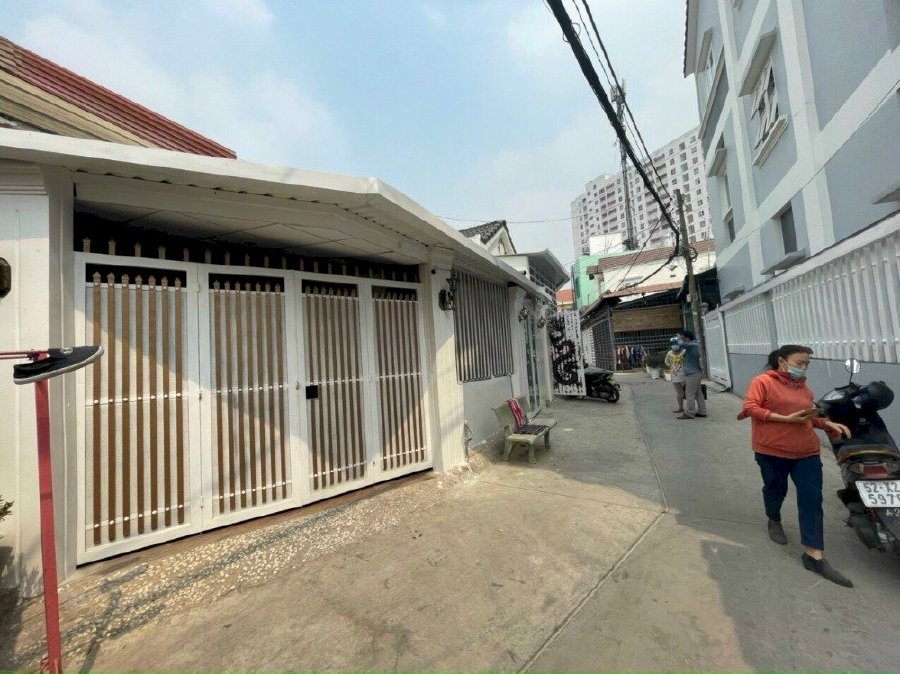 Bán nhà đẹp. 56m2 P. Linh Tây Ngay Phạm Văn Đồng, giá 3,5 tỷ