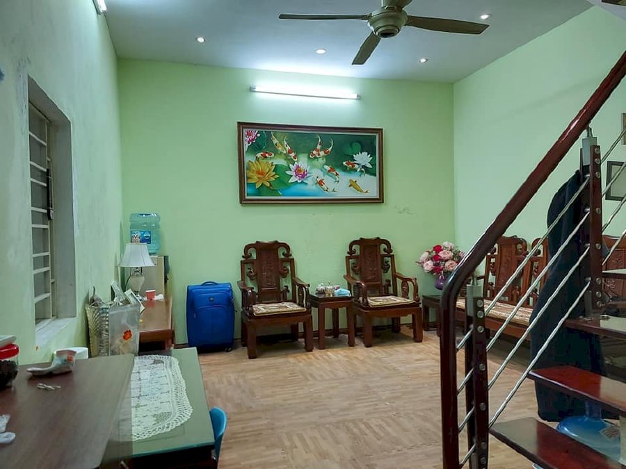 Bán nhà ngõ Cát Linh, 46m2, lô góc, 3.6 tỷ