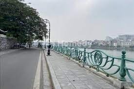 Bán Nhà Mặt Phố Tây Hồ - View Hồ Tây – Kinh Doanh – Ô Tô Tránh – 330m2 – Mt 15 Mét - Giá 198 Tỷ