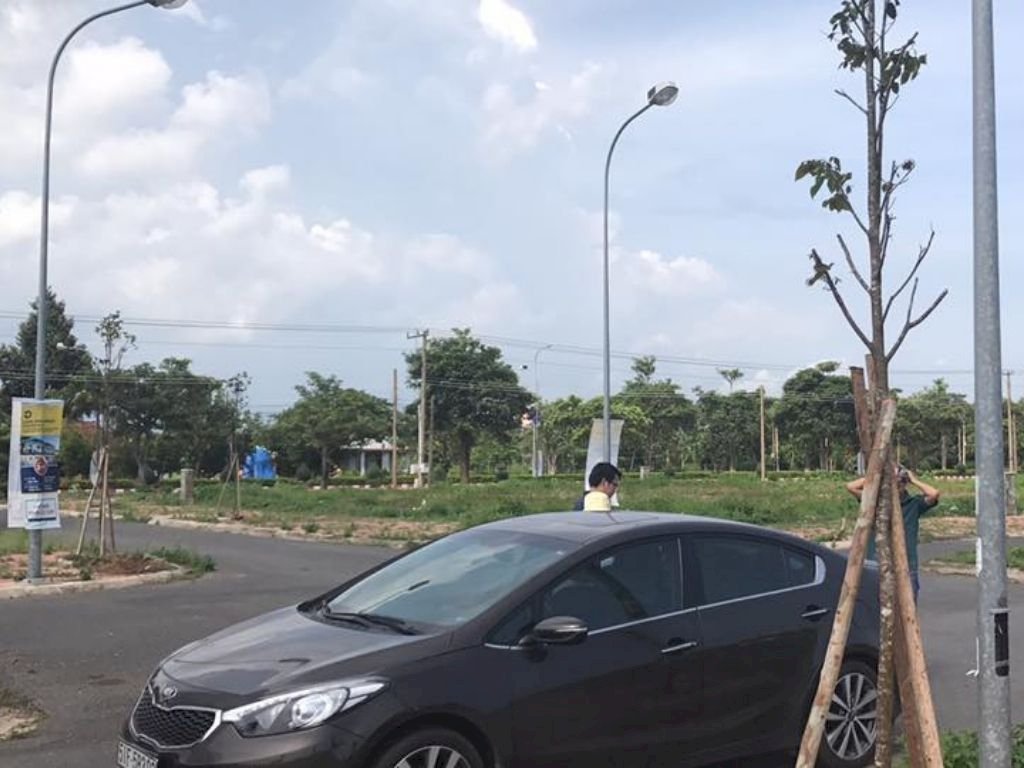 Thuê nhà ở trọ, dồn tiền mặt đầu tư đất